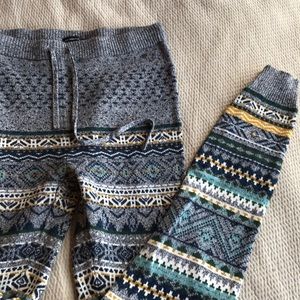 Knitted multi colored winter leggings